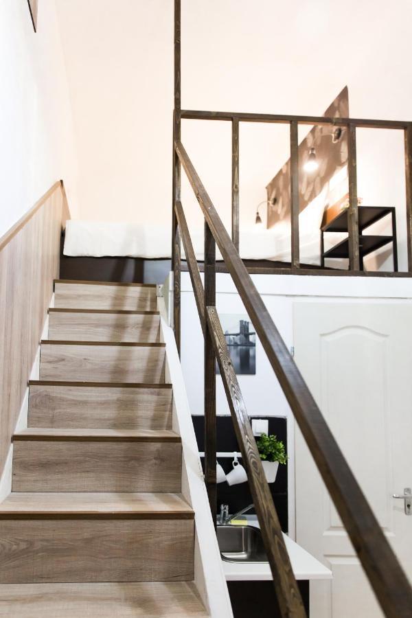 Modern Budget Lofts In The City Centre Будапеща Екстериор снимка