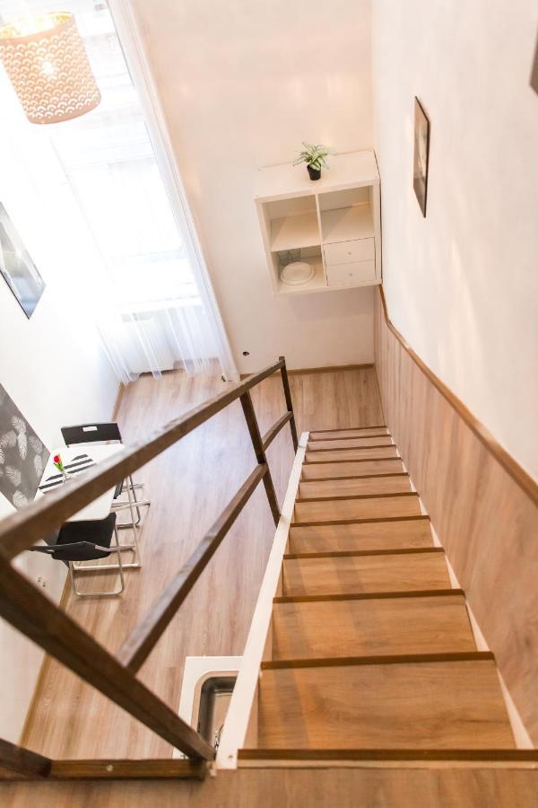 Modern Budget Lofts In The City Centre Будапеща Екстериор снимка