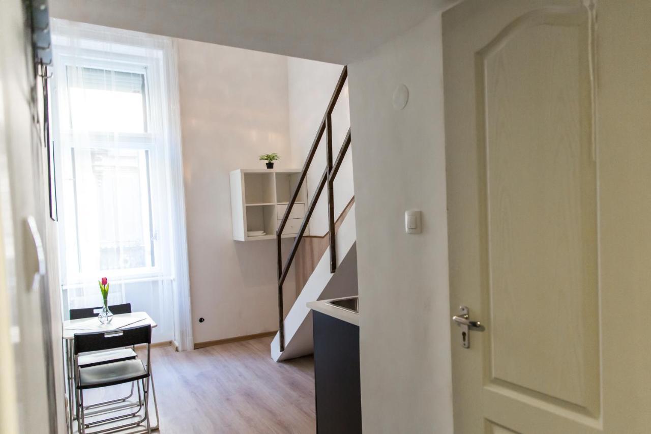 Modern Budget Lofts In The City Centre Будапеща Екстериор снимка