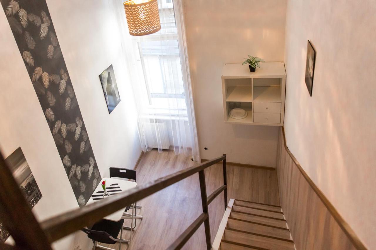 Modern Budget Lofts In The City Centre Будапеща Екстериор снимка