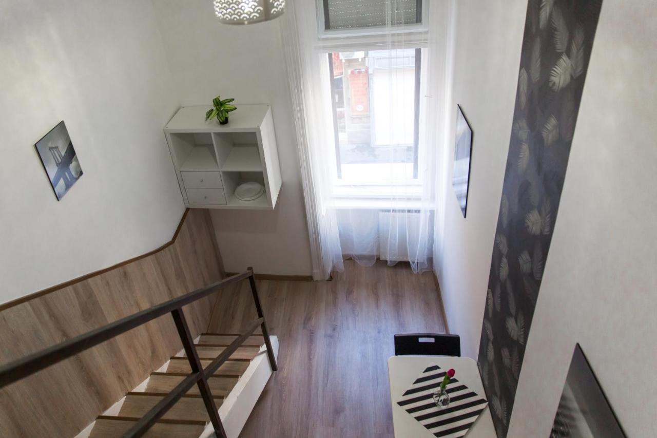 Modern Budget Lofts In The City Centre Будапеща Екстериор снимка